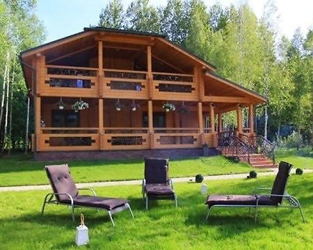 Комплекс Відпочинку Goldfіsh Сlub Guest House Babintsy Eksteriør bilde