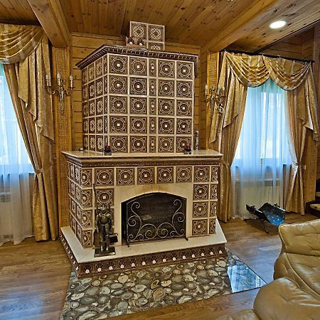 Комплекс Відпочинку Goldfіsh Сlub Guest House Babintsy Eksteriør bilde