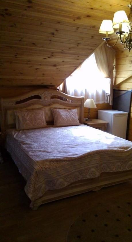Комплекс Відпочинку Goldfіsh Сlub Guest House Babintsy Rom bilde