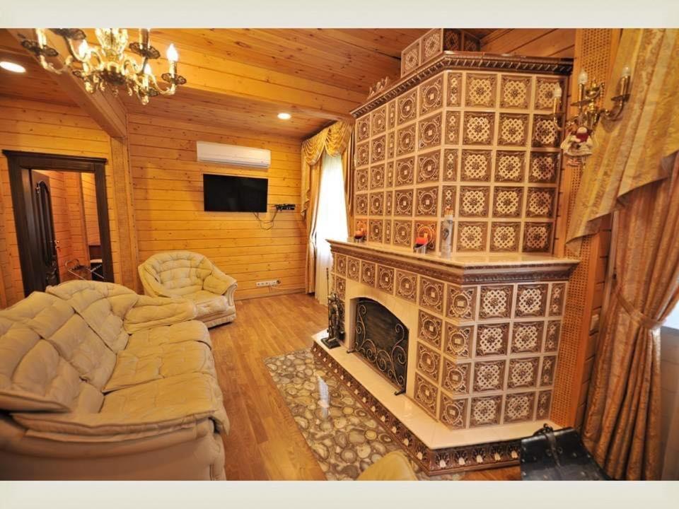 Комплекс Відпочинку Goldfіsh Сlub Guest House Babintsy Eksteriør bilde