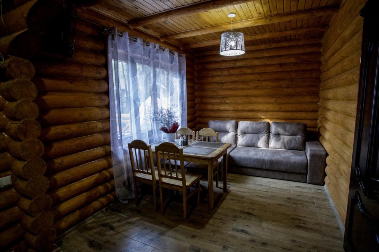 Комплекс Відпочинку Goldfіsh Сlub Guest House Babintsy Eksteriør bilde