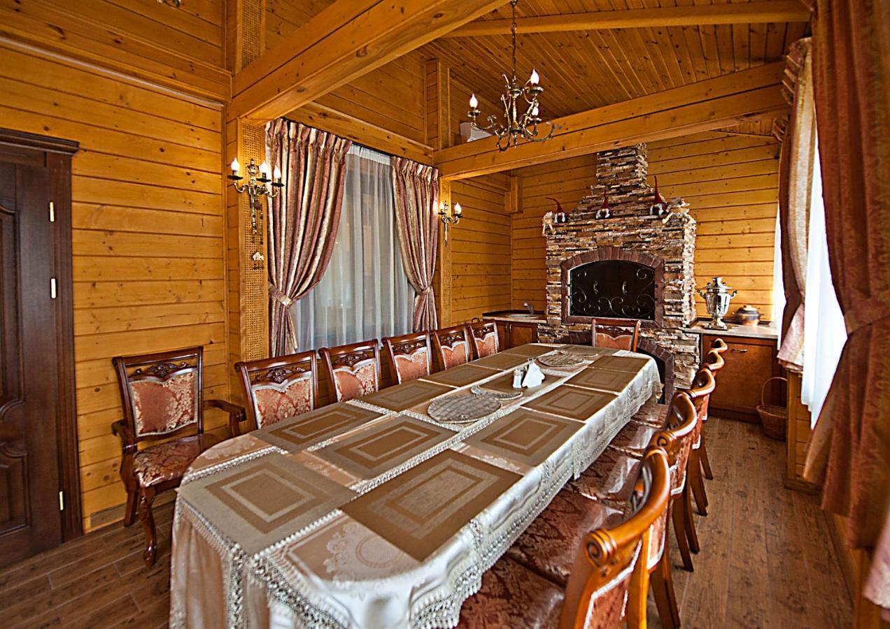Комплекс Відпочинку Goldfіsh Сlub Guest House Babintsy Eksteriør bilde